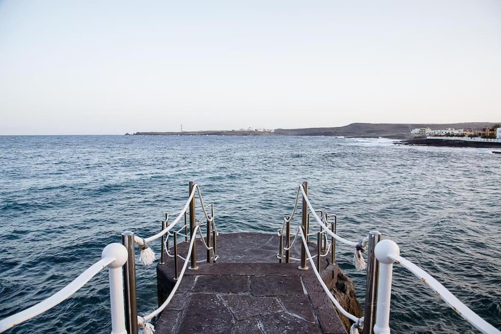Sea View Apartment 2B ポリス・デ・アボナ エクステリア 写真